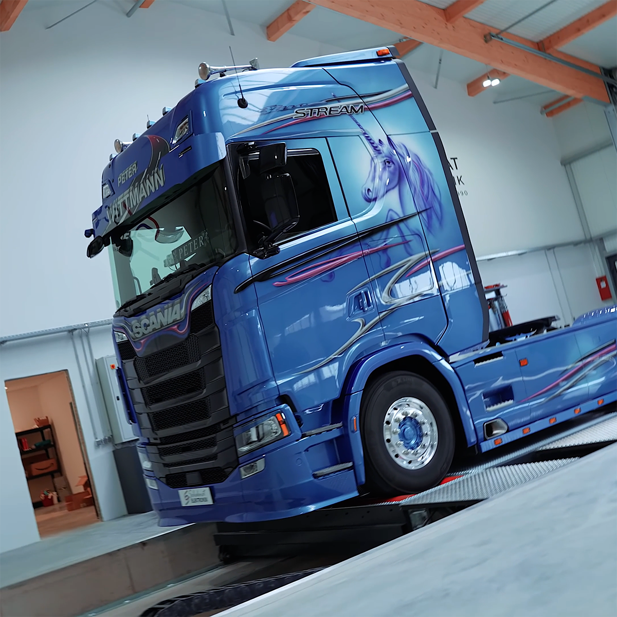 Load video: