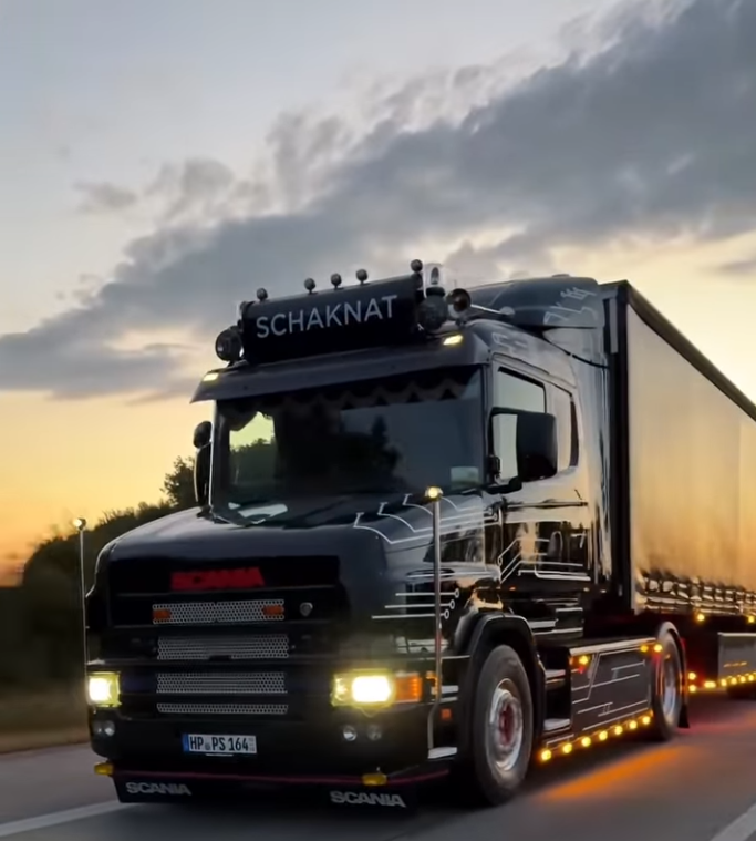 schaknat truck on the road